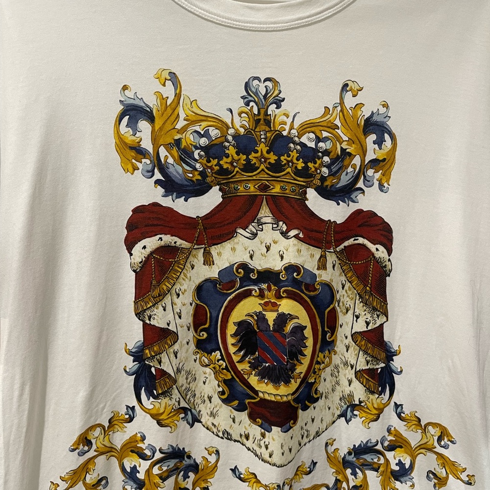 Dolce & Gabbana Cream Top with Artistic Motif - Picture 3 of 5